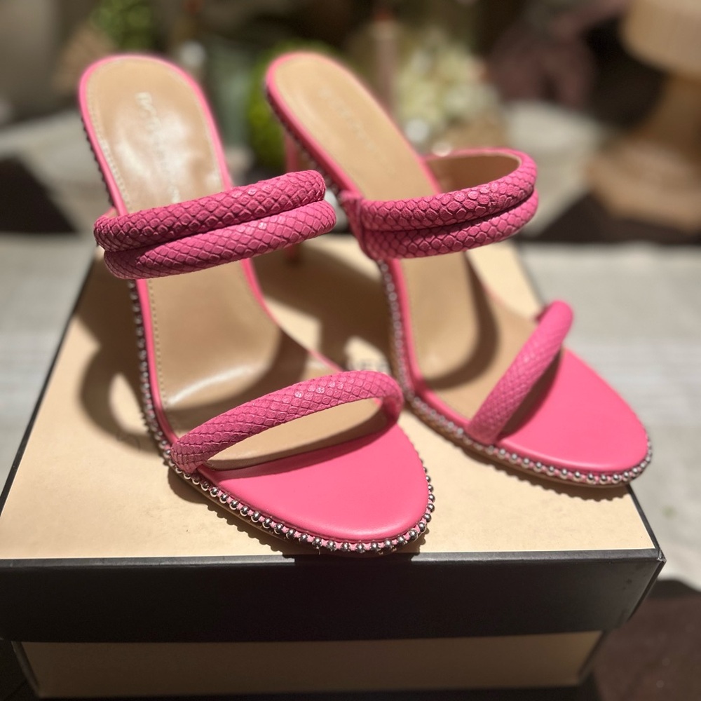 BCBG Jenni Snake-Embossed Heel Sandals, size 11, brand new in box